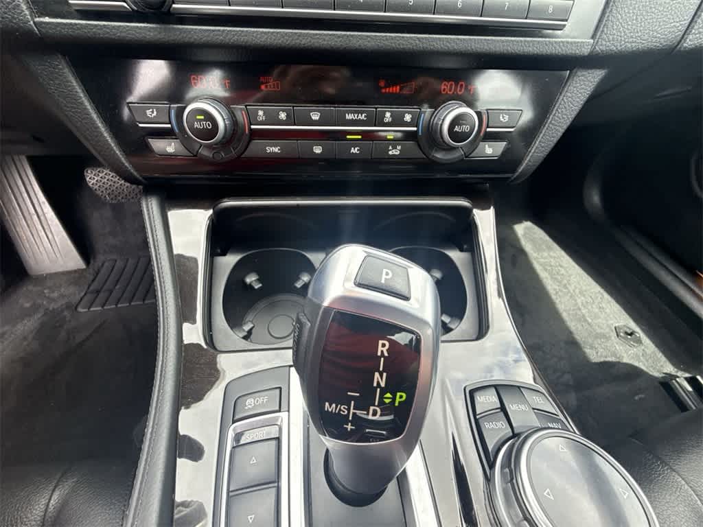Thumbnail: 2014 BMW 5 Series - 30