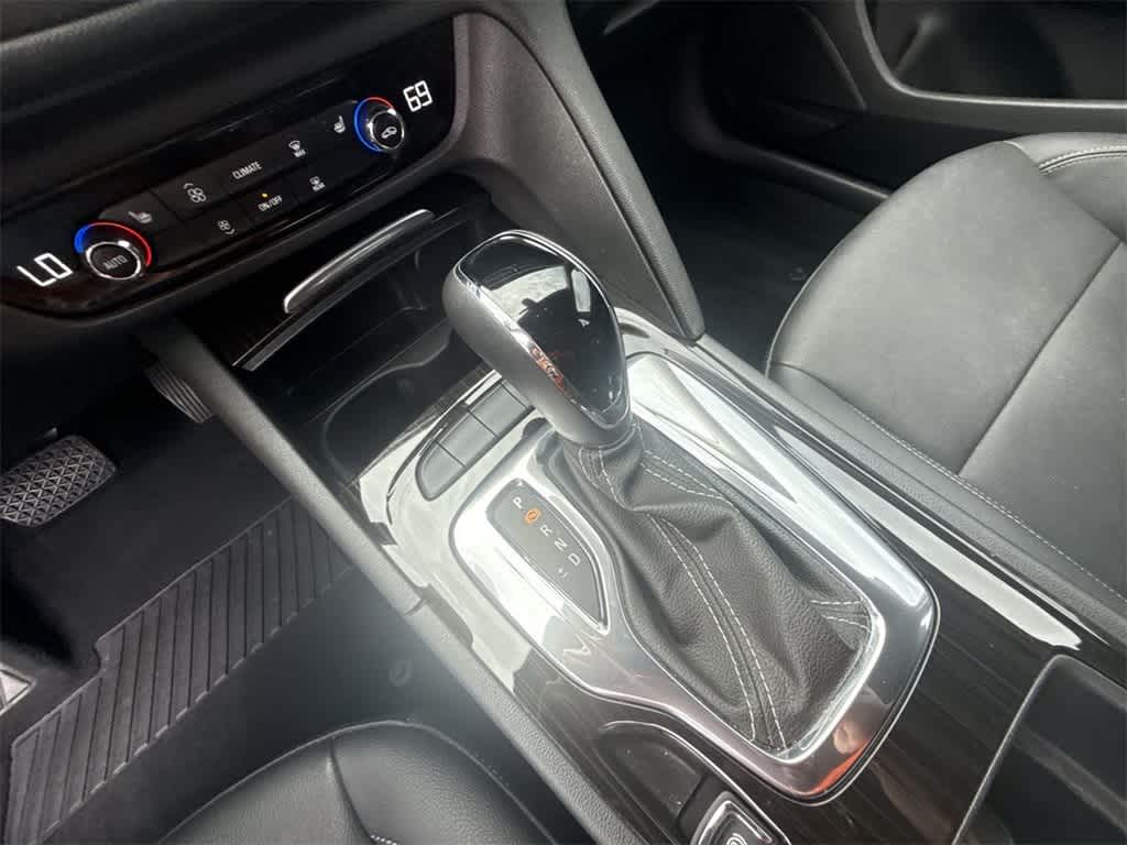 Thumbnail: 2019 Buick Regal - 30