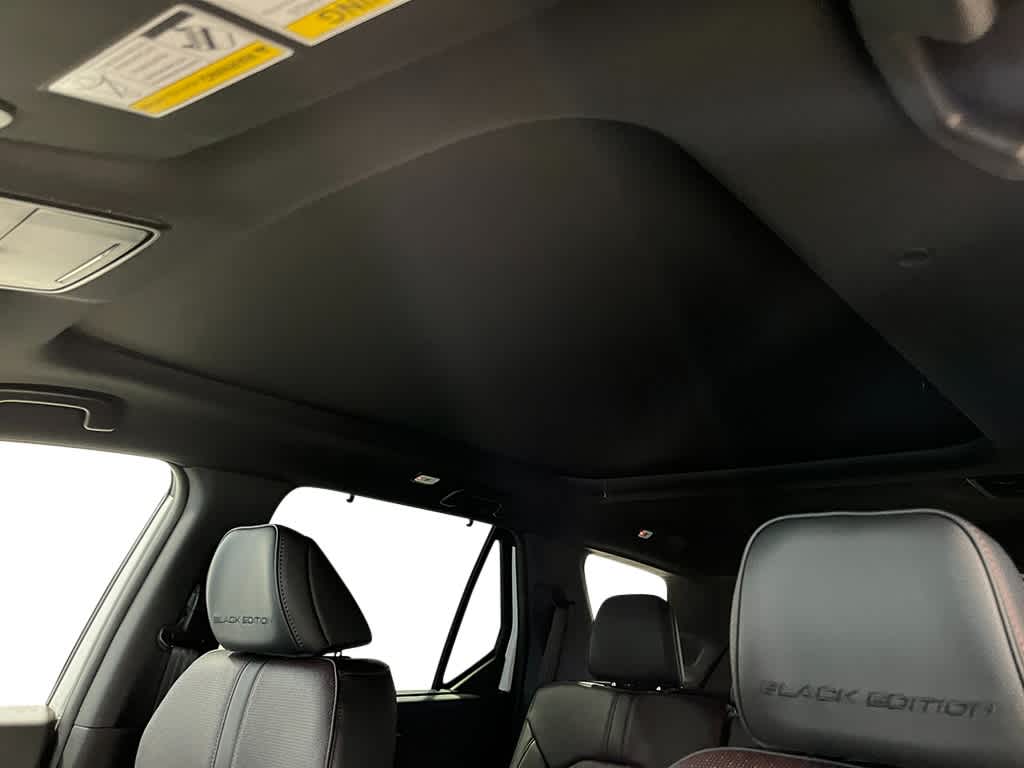 2025 Honda Pilot Black Edition 22