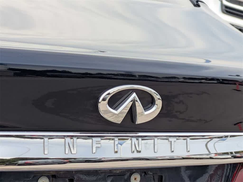 Thumbnail: 2016 INFINITI Q70 - 11