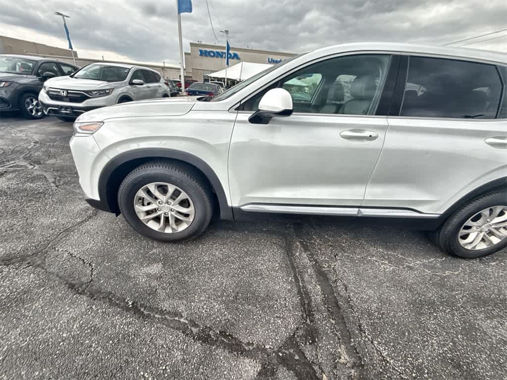 2019 Hyundai Santa Fe SEL 3