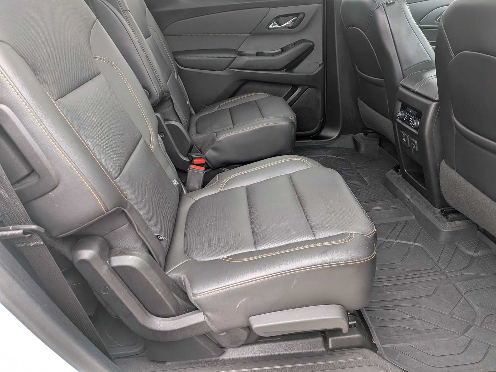 Thumbnail: 2020 Chevrolet Traverse - 20