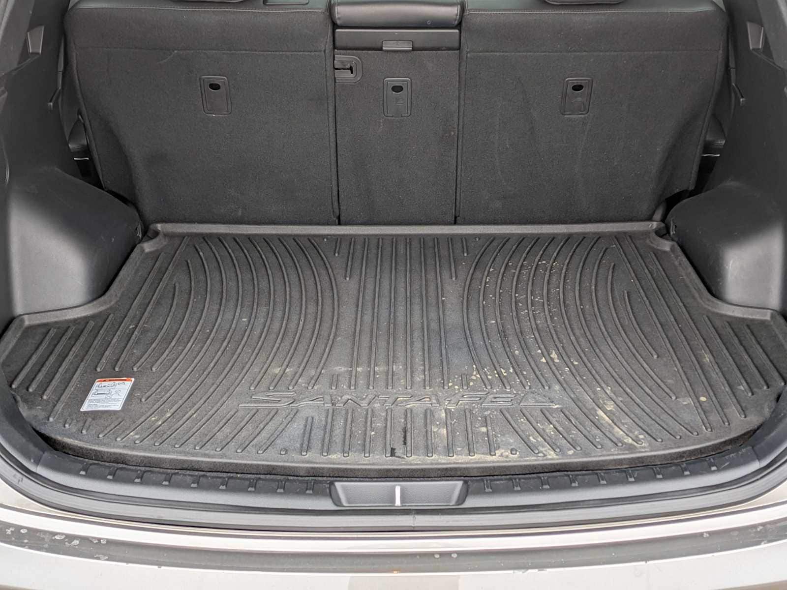 Thumbnail: 2017 Hyundai Santa Fe - 32