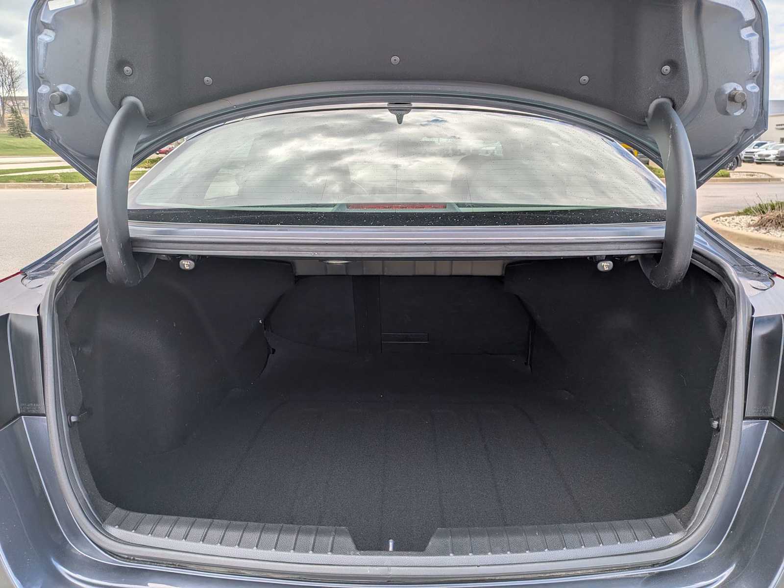 Thumbnail: 2015 Kia Optima - 32