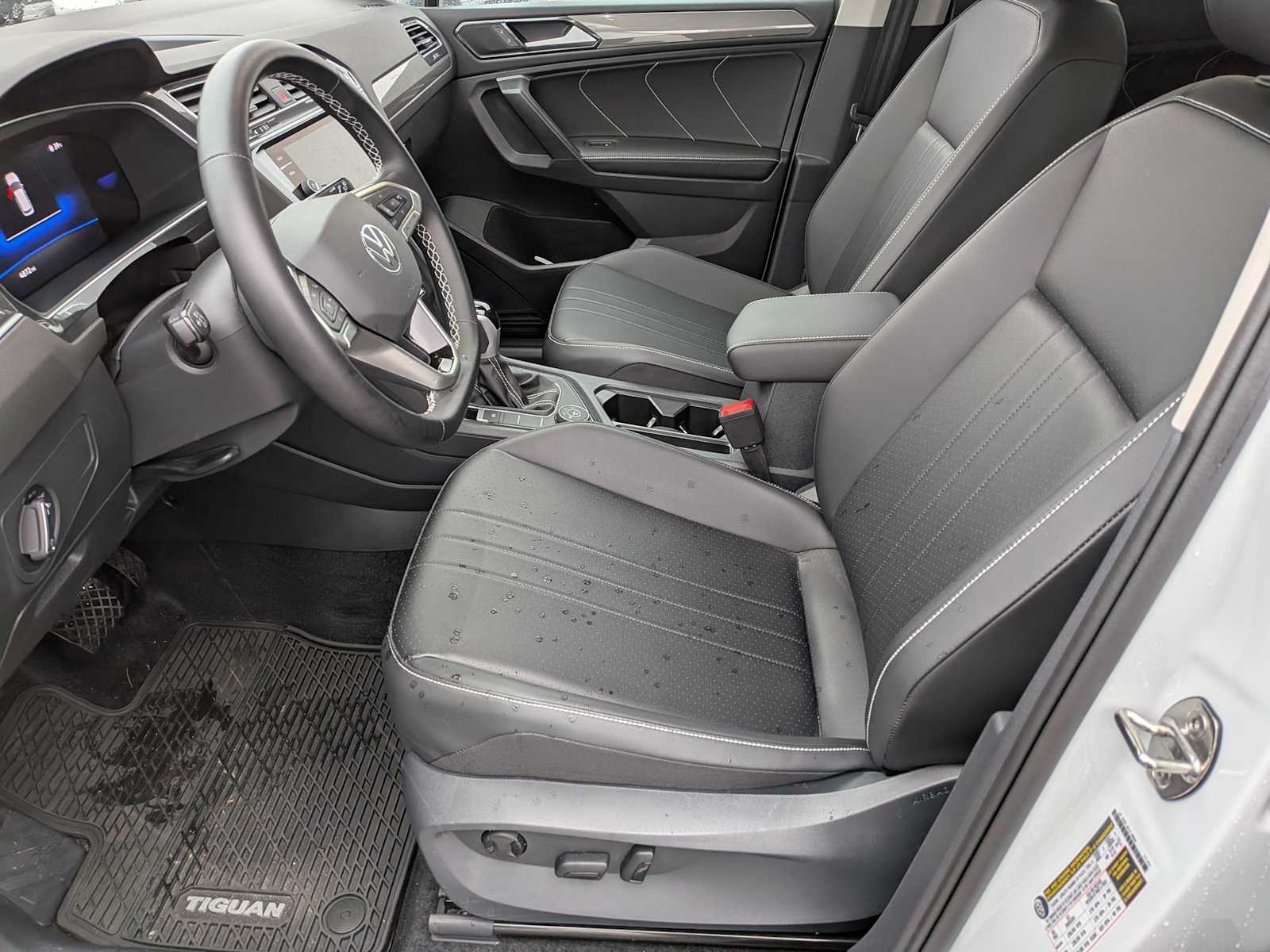 Thumbnail: 2024 Volkswagen Tiguan - 15