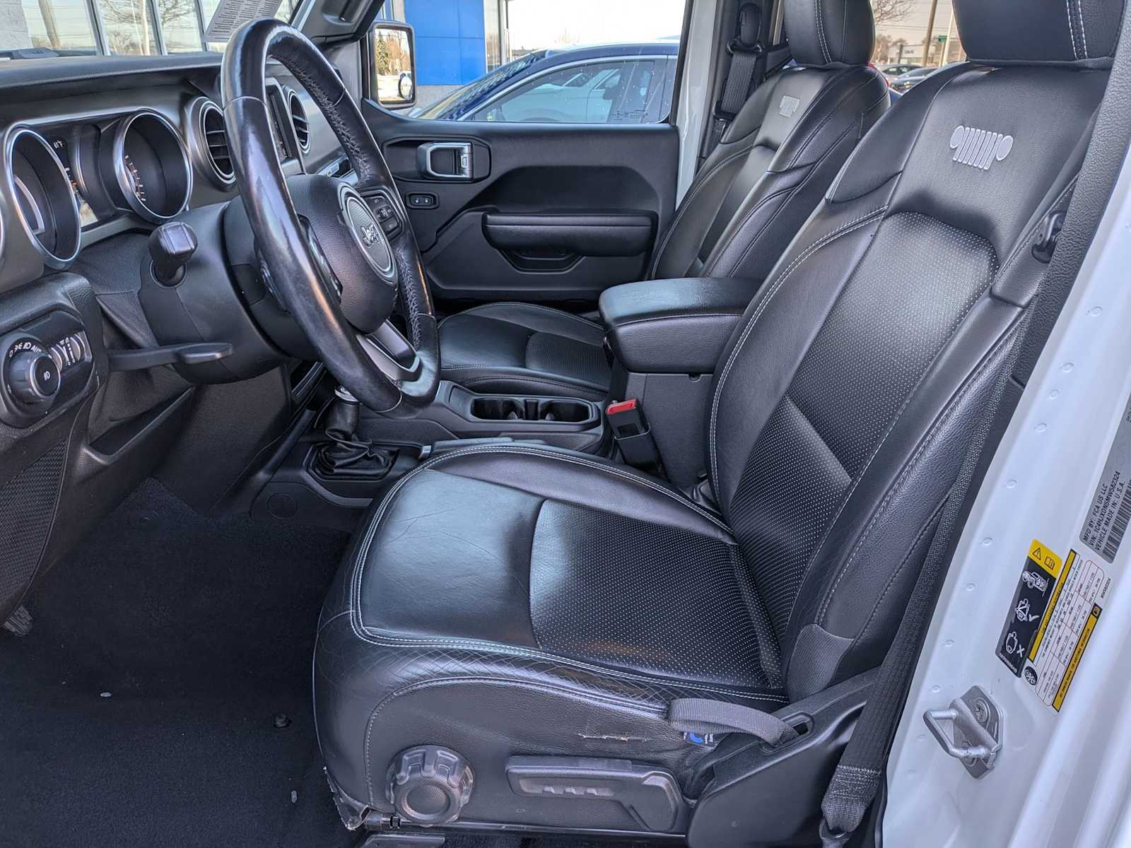 Thumbnail: 2021 Jeep Wrangler - 15