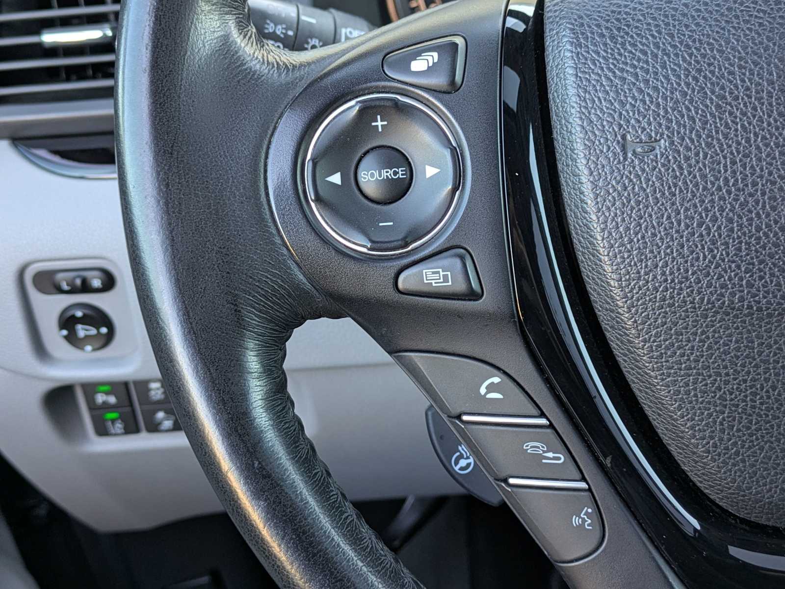 Thumbnail: 2019 Honda Ridgeline - 24