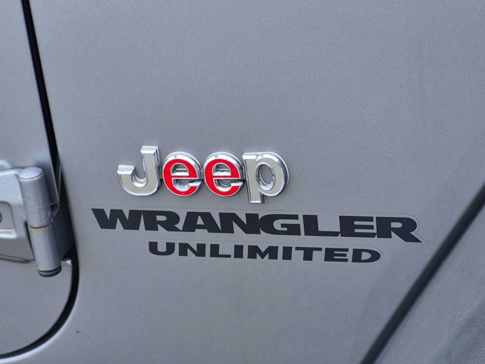 Thumbnail: 2016 Jeep Wrangler - 11