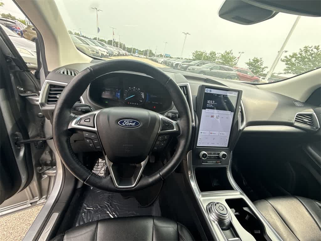 Thumbnail: 2022 Ford Edge - 14