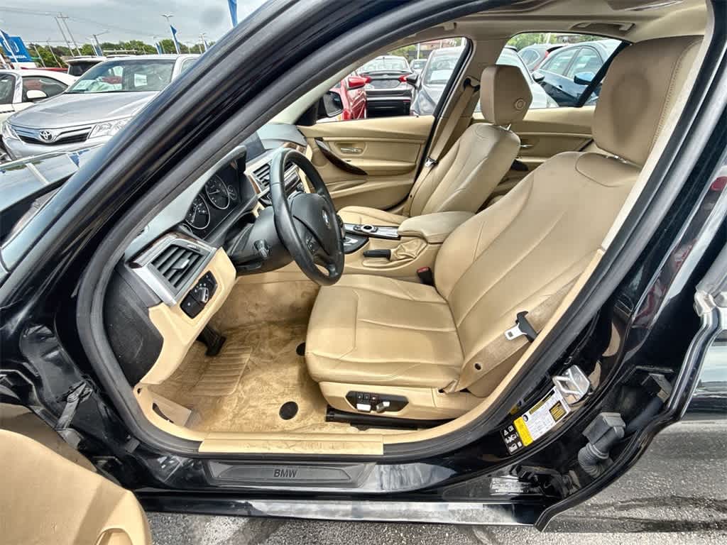 Thumbnail: 2016 BMW 3 Series - 2