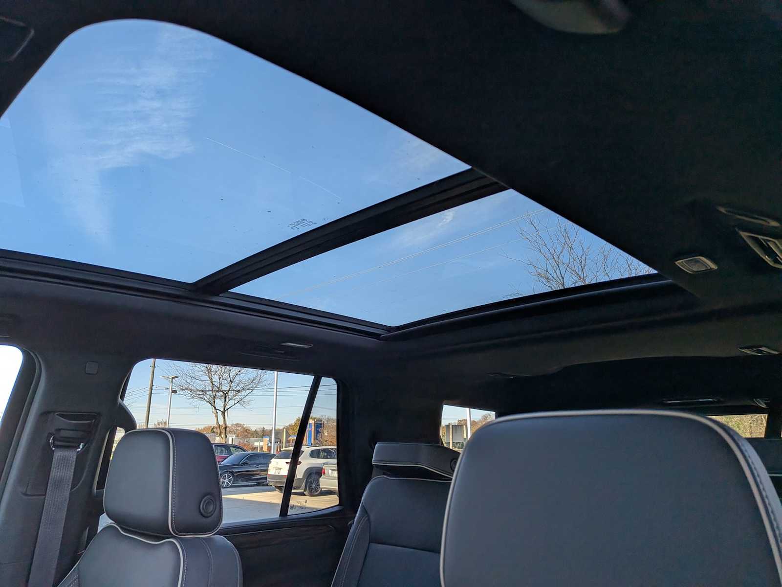 Thumbnail: 2023 Chevrolet Tahoe - 19