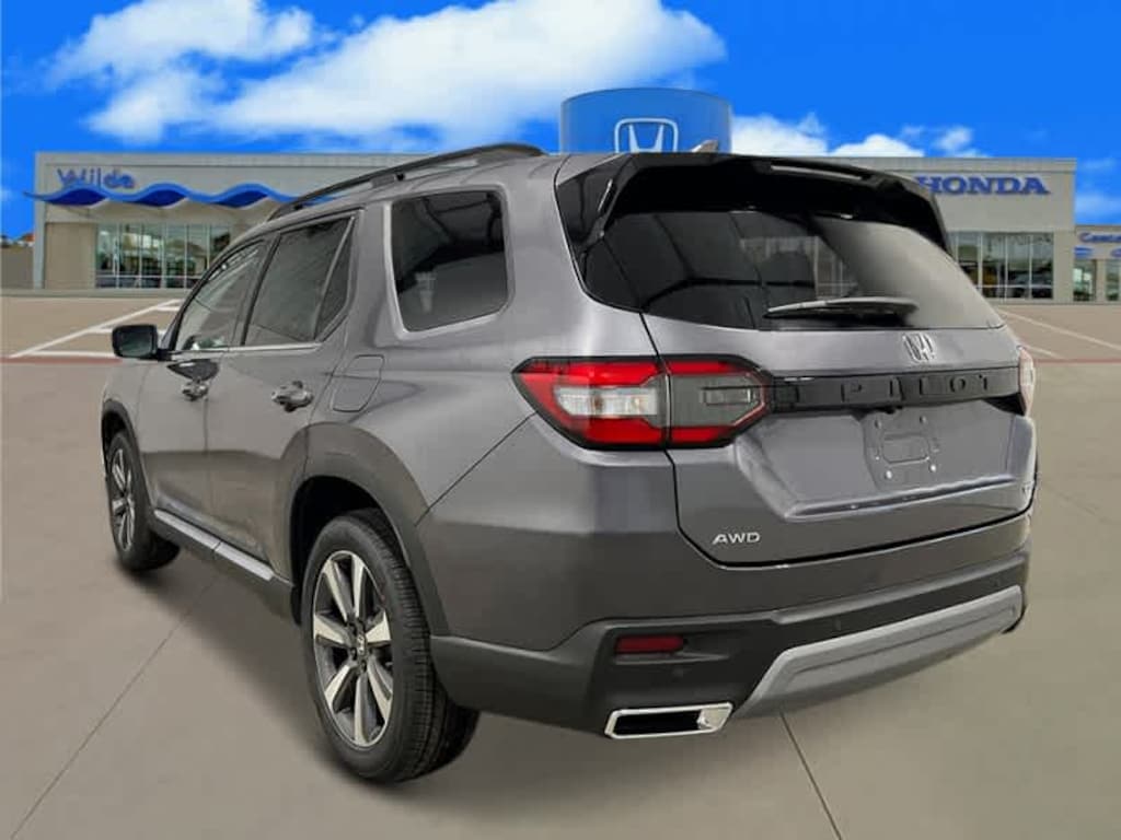 New 2025 Honda Pilot Touring SUV