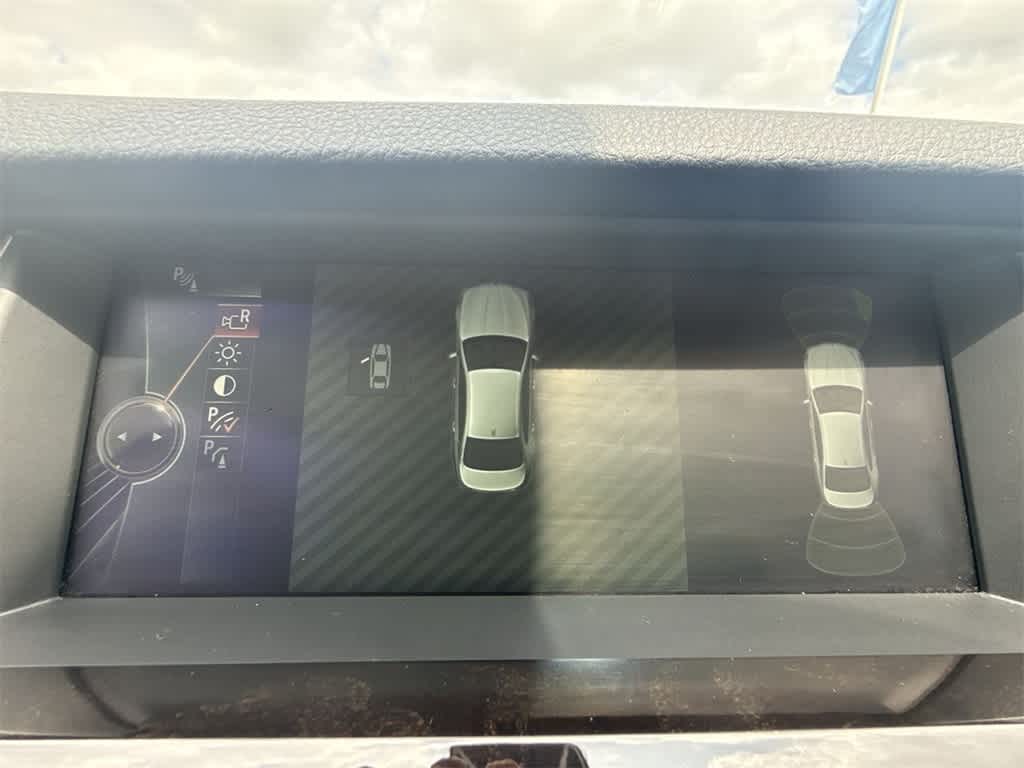 Thumbnail: 2014 BMW 5 Series - 29