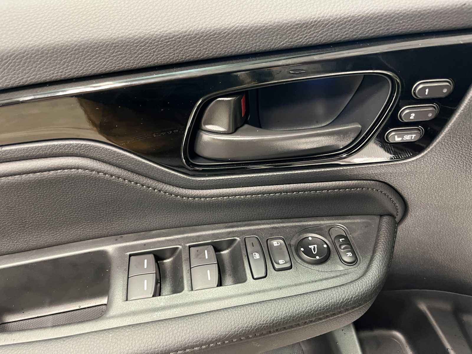 Thumbnail: 2026 Honda Odyssey - 13