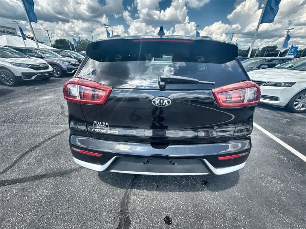 Thumbnail: 2017 Kia Niro - 5