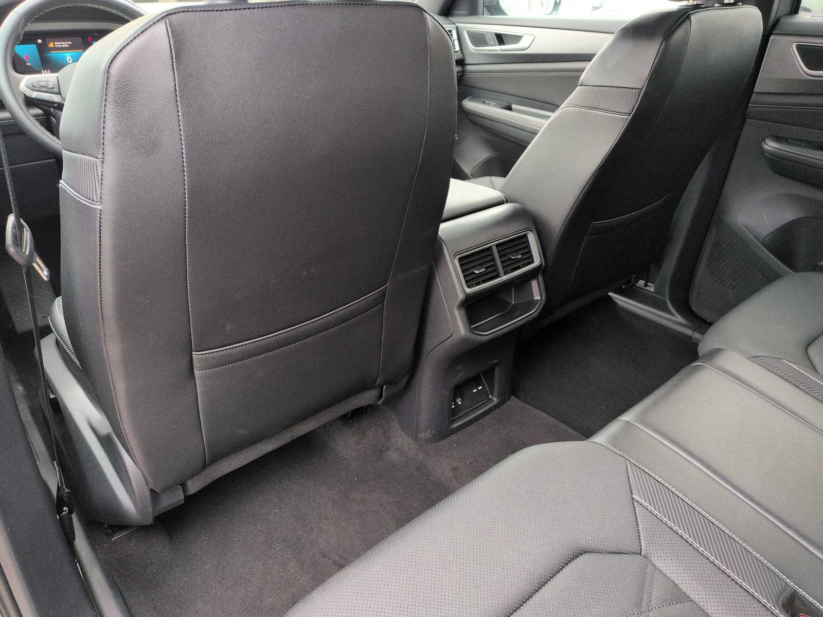 Thumbnail: 2025 Volkswagen Atlas - 18