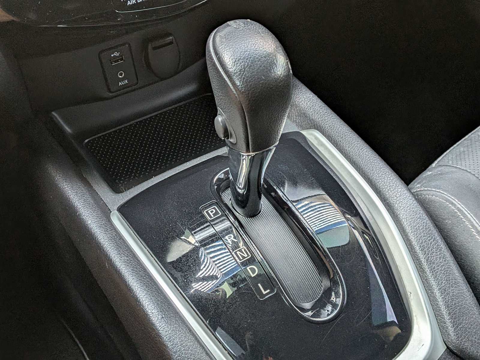 Thumbnail: 2015 Nissan Rogue - 28