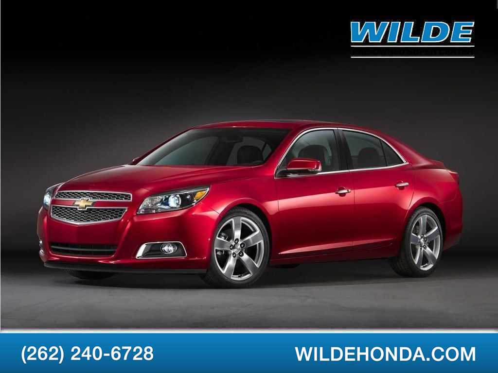 2013 Chevrolet Malibu LT -
                  Waukesha, WI