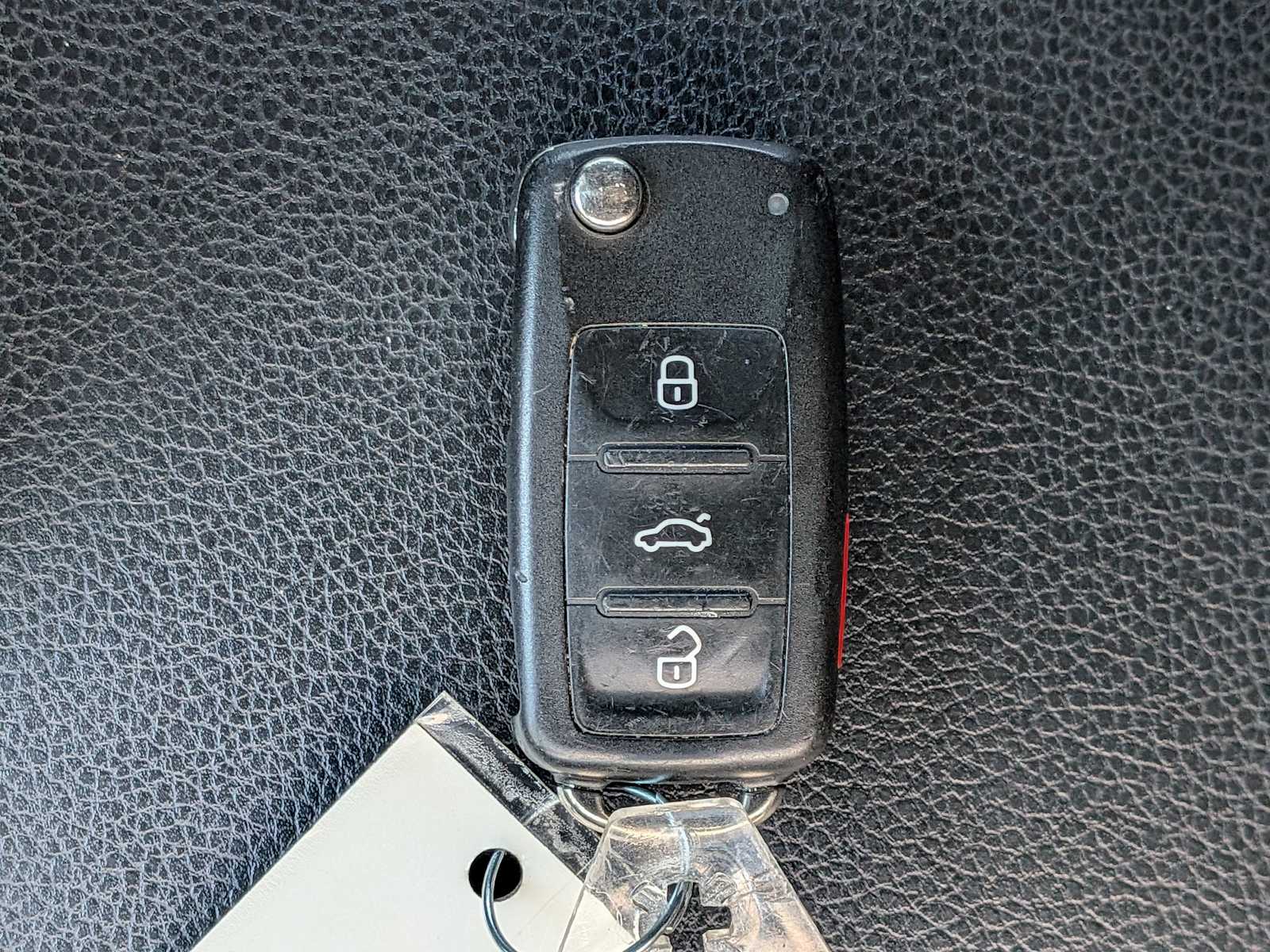 Thumbnail: 2017 Volkswagen Jetta - 31