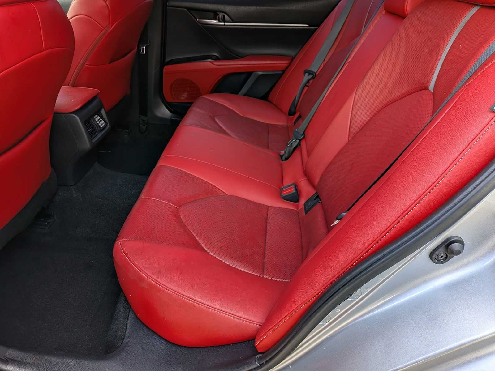 Thumbnail: 2020 Toyota Camry - 16