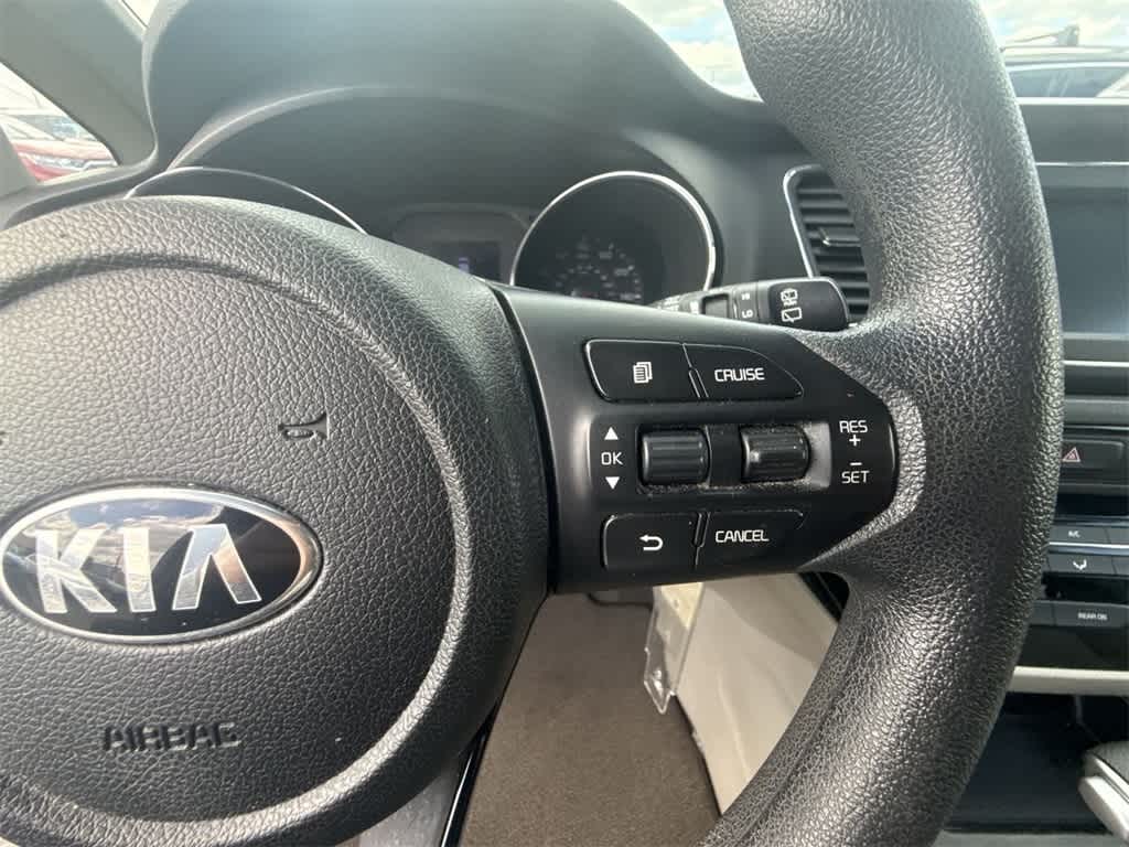 Thumbnail: 2021 Kia Sedona - 24
