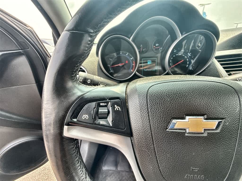 Thumbnail: 2014 Chevrolet Cruze - 22
