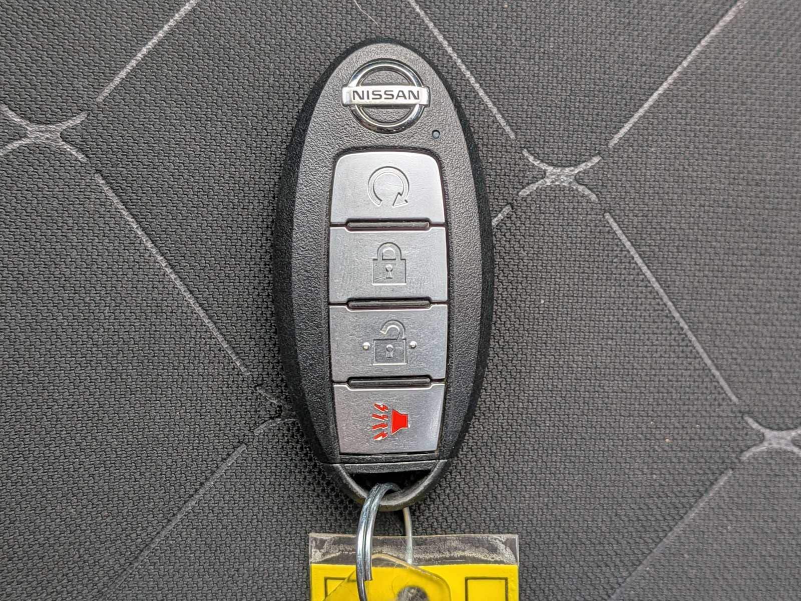 Thumbnail: 2020 Nissan Kicks - 31