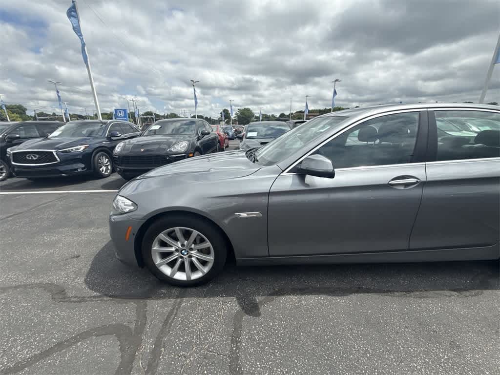 Thumbnail: 2014 BMW 5 Series - 3