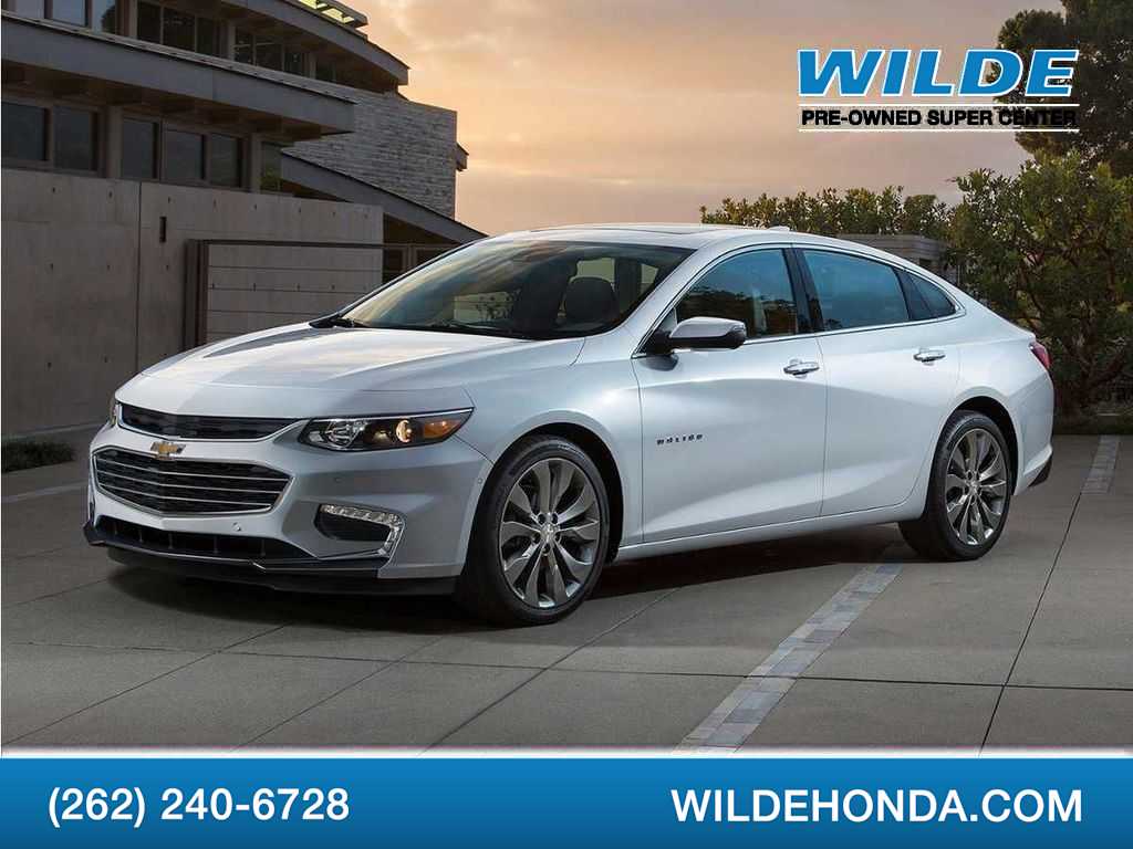 2017 Chevrolet Malibu LT -
                  Waukesha, WI
