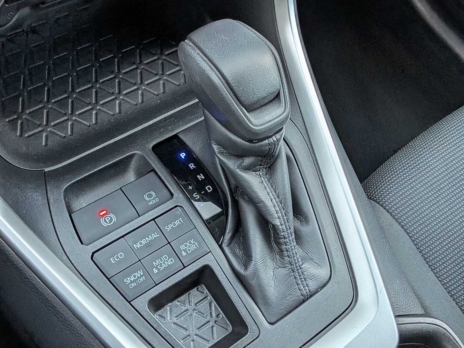 Thumbnail: 2019 Toyota RAV4 - 27