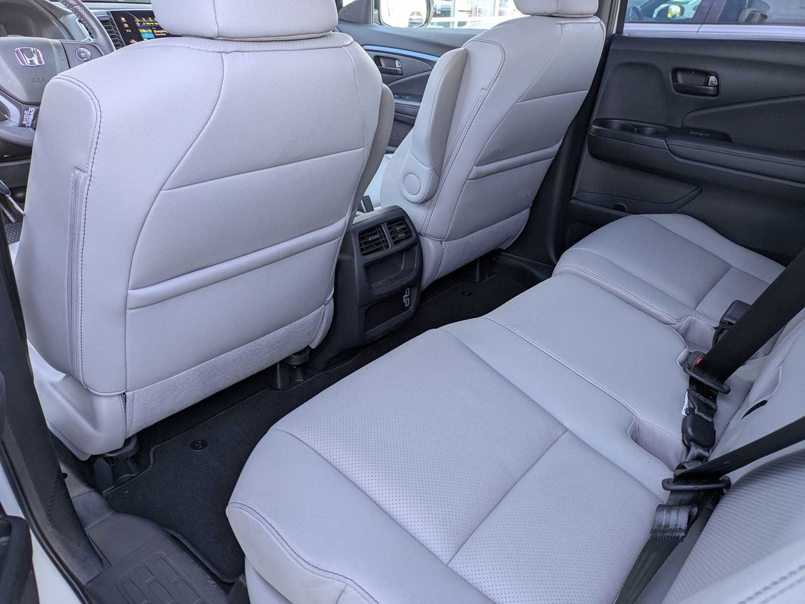 Thumbnail: 2023 Honda Passport - 17