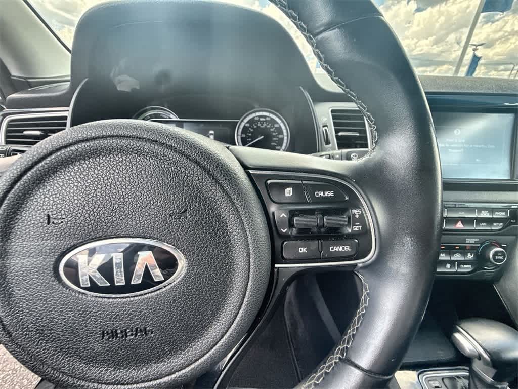 Thumbnail: 2017 Kia Niro - 22