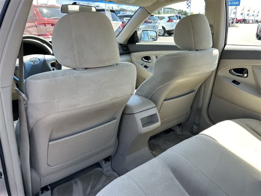 2007 Toyota Camry LE 15