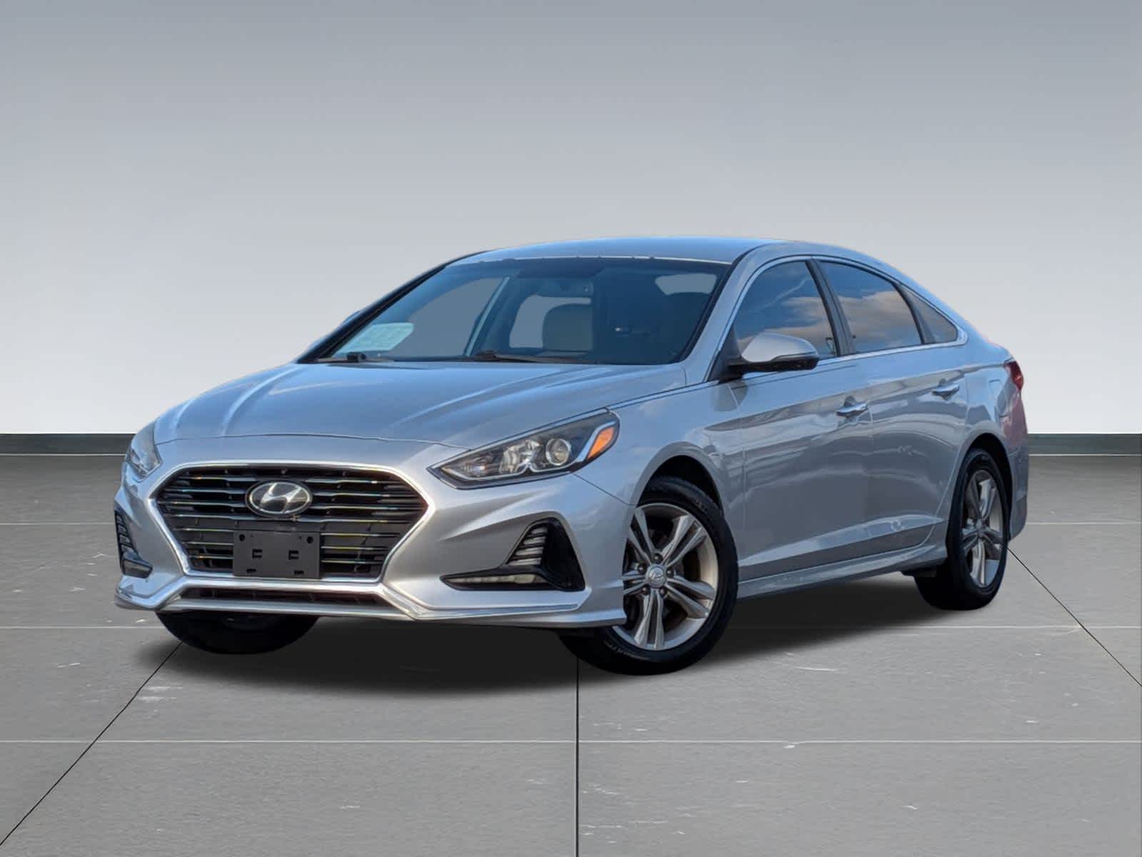 Thumbnail: 2018 Hyundai Sonata - 10