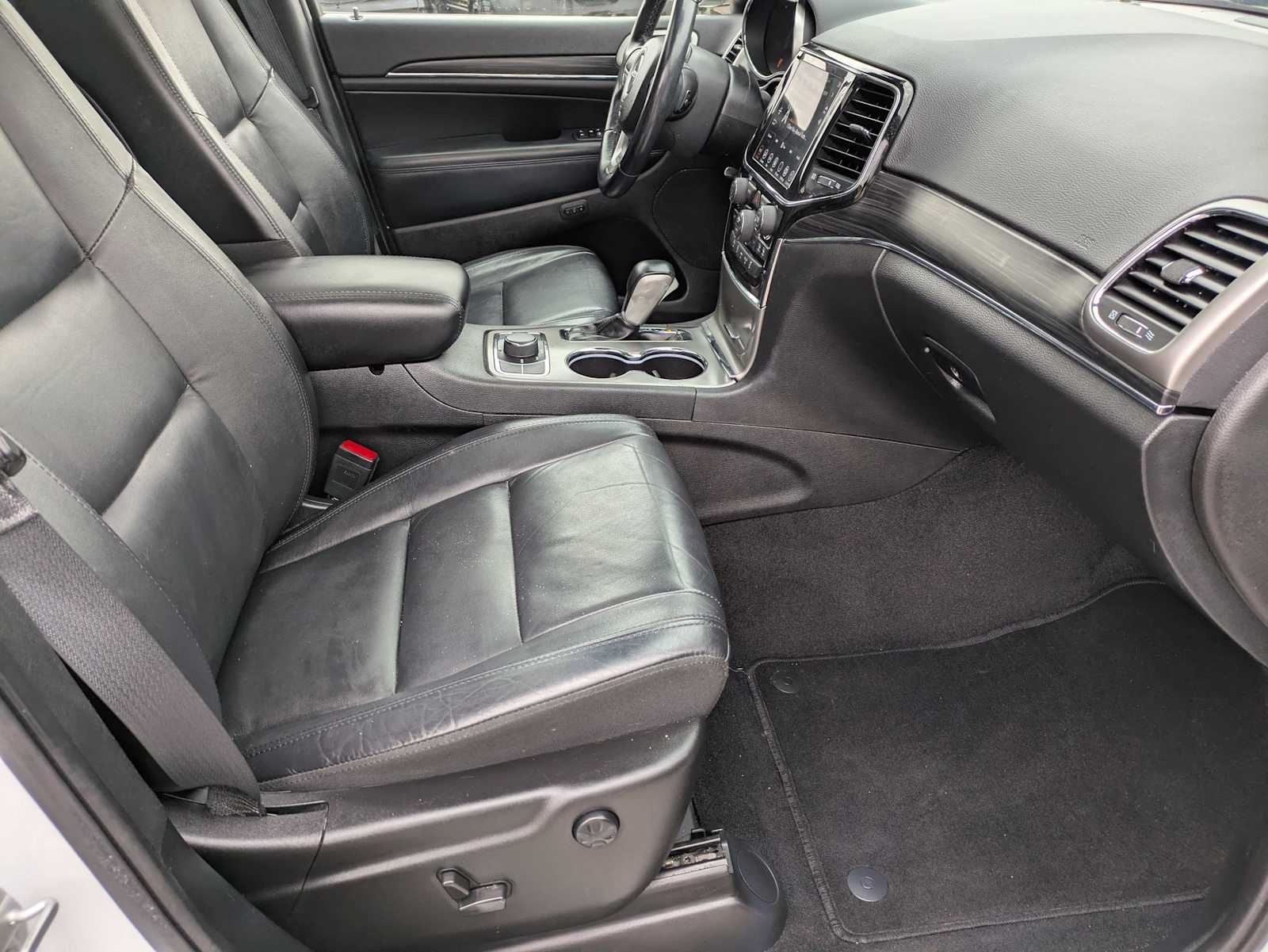 Thumbnail: 2021 Jeep Grand Cherokee - 22