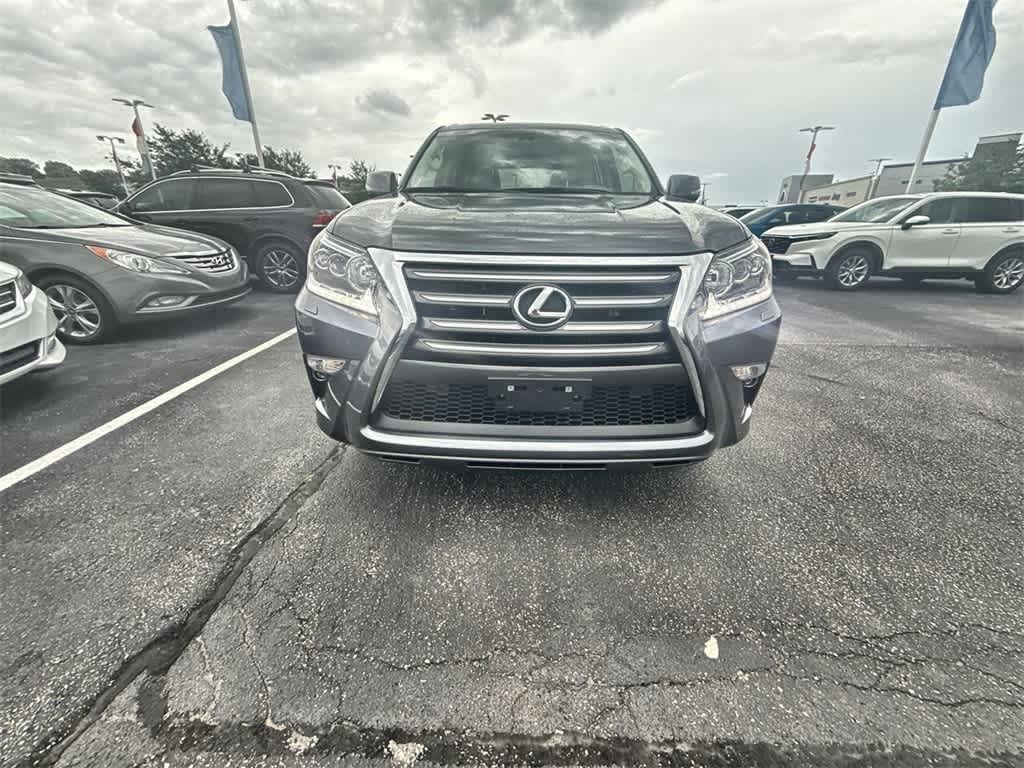 Thumbnail: 2016 Lexus GX - 10