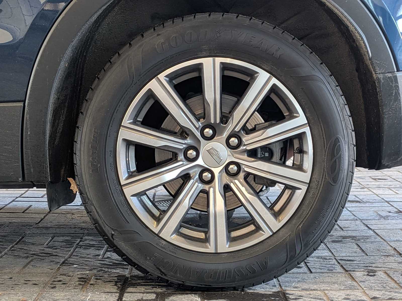 Thumbnail: 2019 Cadillac XT4 - 13