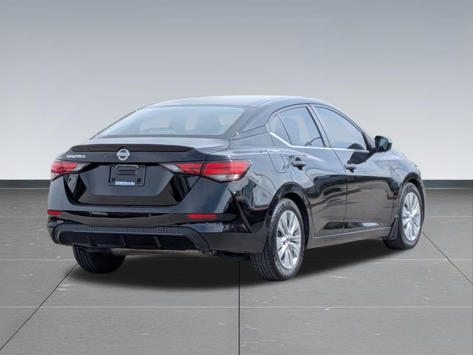 Thumbnail: 2020 Nissan Sentra - 5