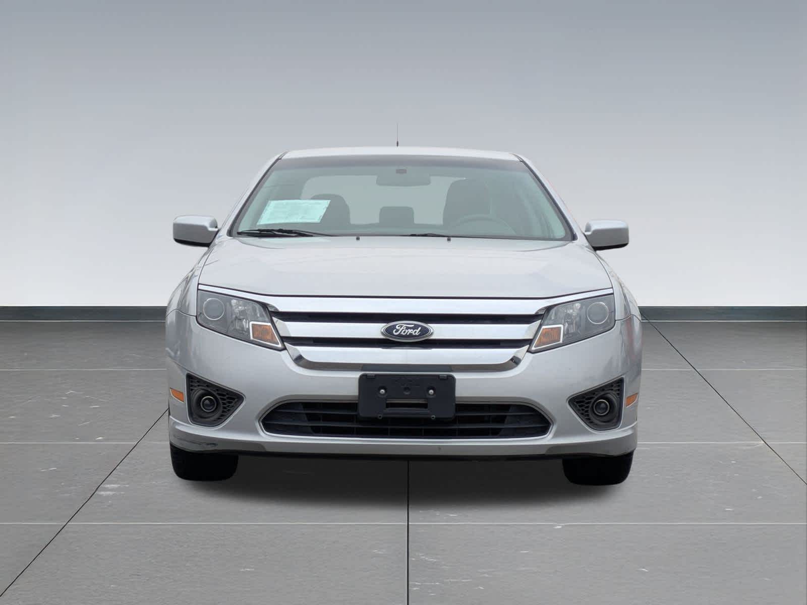 Thumbnail: 2010 Ford Fusion - 9