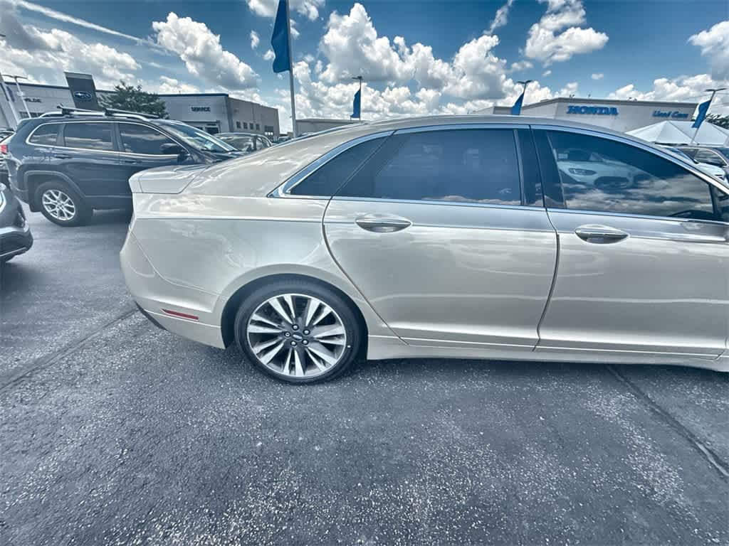 Thumbnail: 2017 Lincoln MKZ - 6
