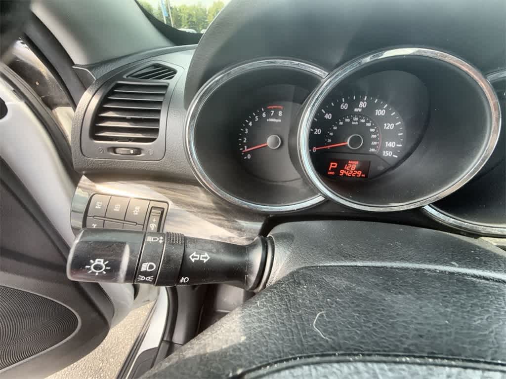 Thumbnail: 2012 Kia Sorento - 25