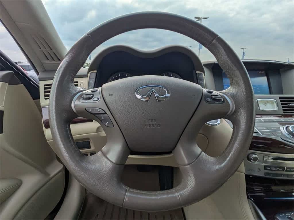 Thumbnail: 2016 INFINITI Q70 - 23