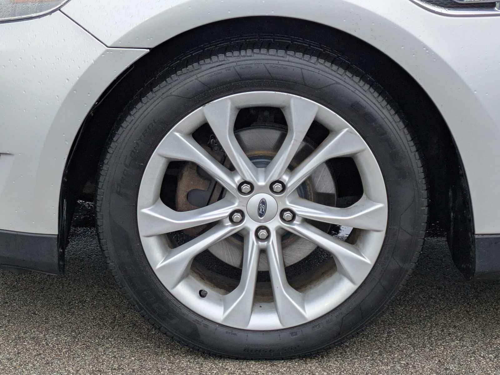 Thumbnail: 2013 Ford Taurus - 13