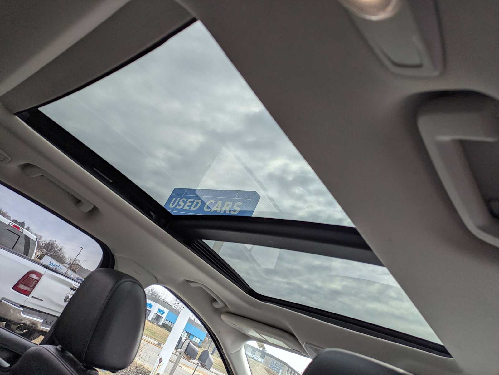 Thumbnail: 2015 Ford Escape - 21