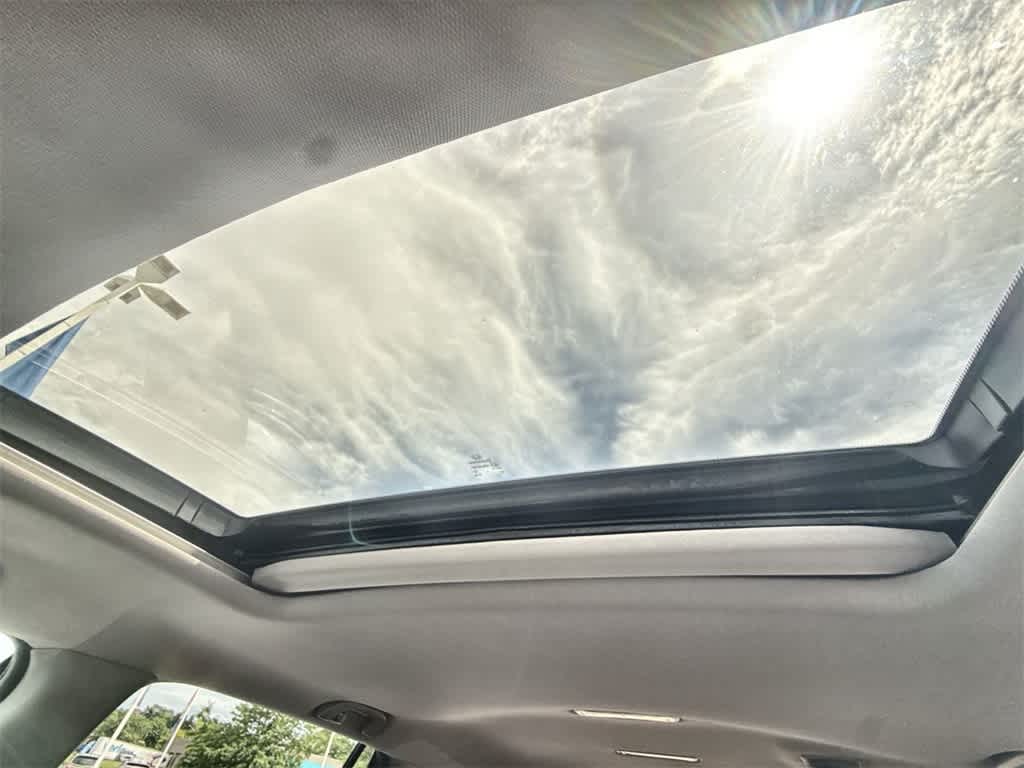 Thumbnail: 2016 Honda Pilot - 17