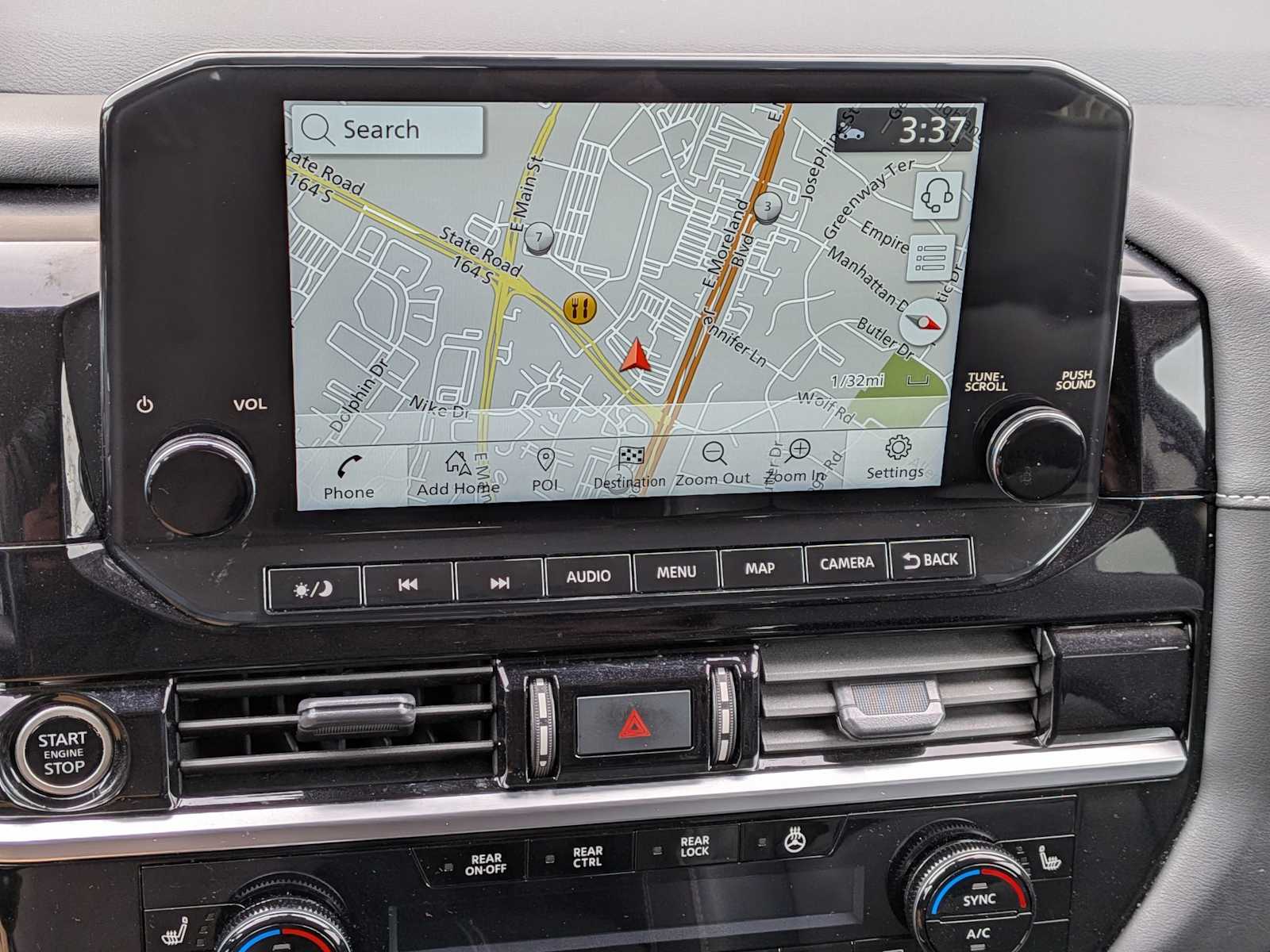 Thumbnail: 2023 Nissan Pathfinder - 24