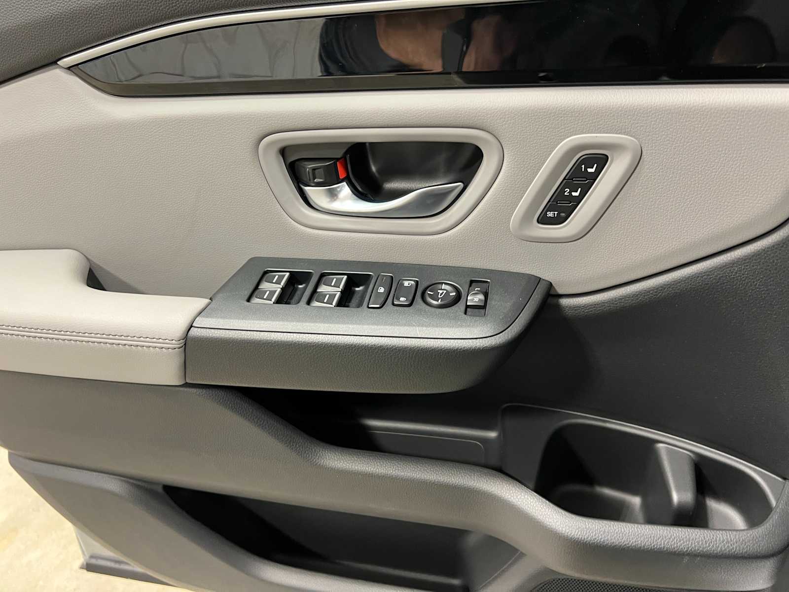 Thumbnail: 2025 Honda Pilot - 15