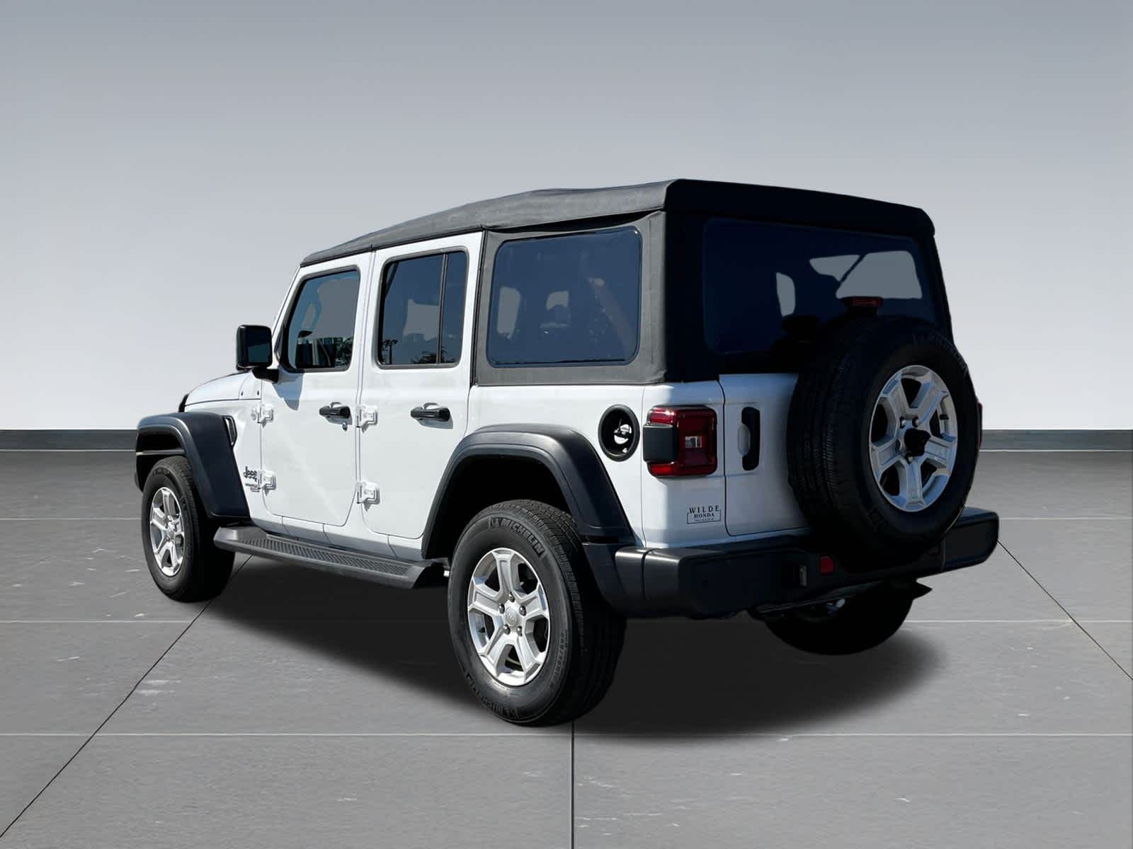Thumbnail: 2021 Jeep Wrangler - 4