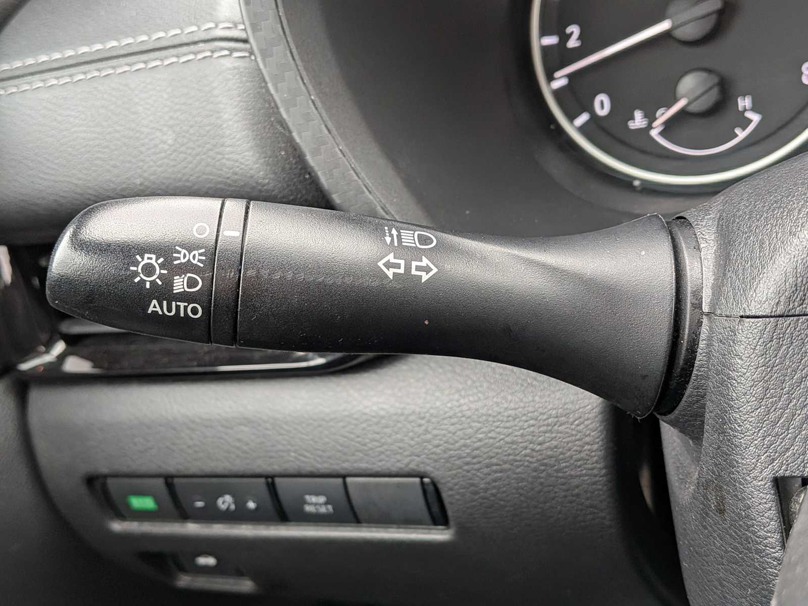 Thumbnail: 2021 Nissan Sentra - 24