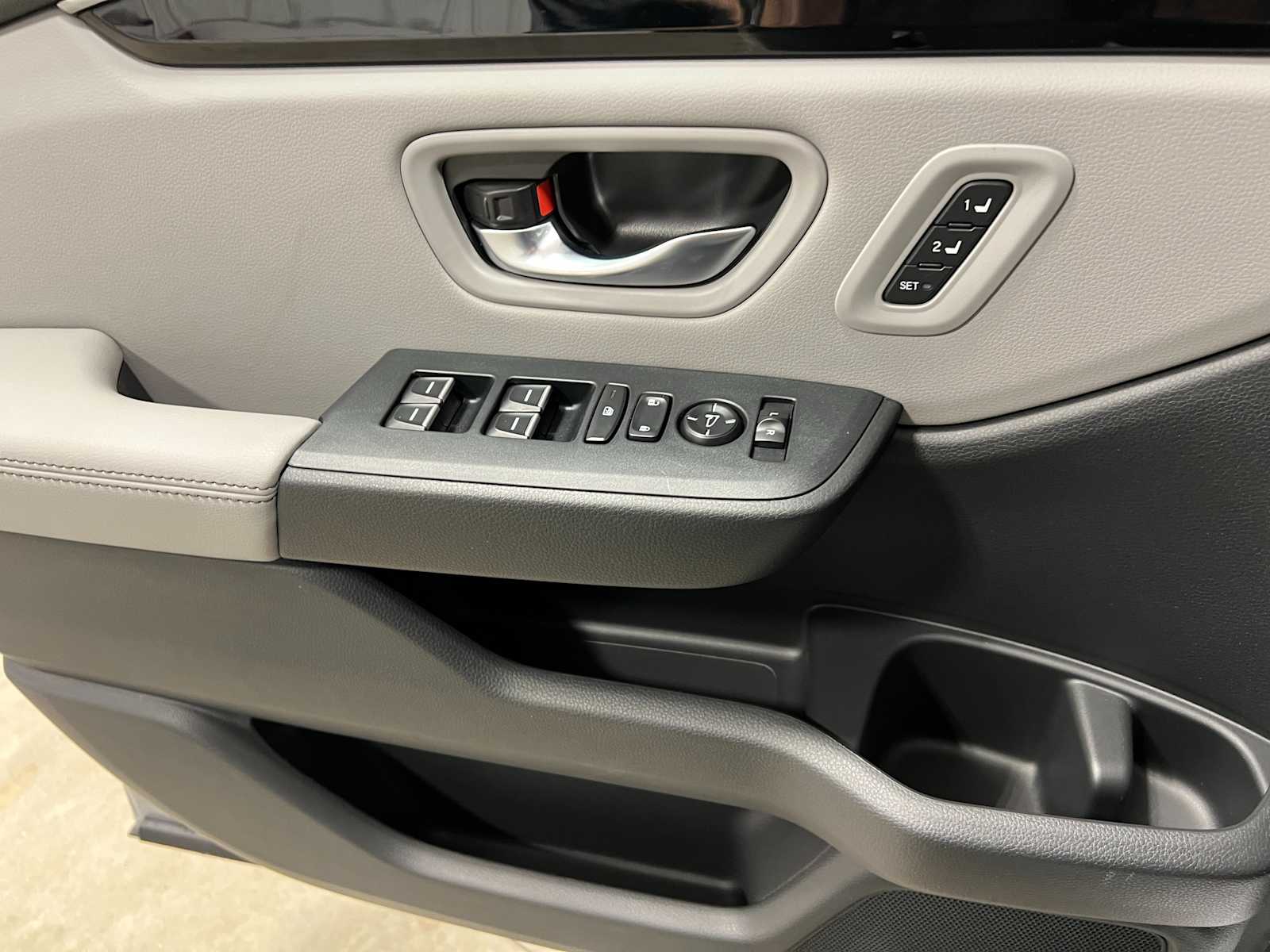 Thumbnail: 2025 Honda Pilot - 10